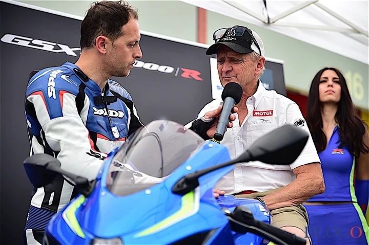 Intervista a Kevin Schwantz: in pista con il mito