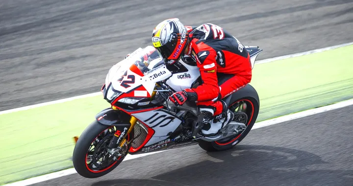 SBK Germania 2016: Lorenzo Savadori il più veloce del Day-1, attardato Rea [Foto]