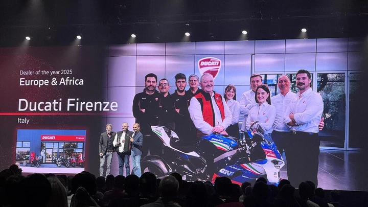 Motociclismo italiano in festa: Ducati Firenze conquista l’Olimpo dei dealer