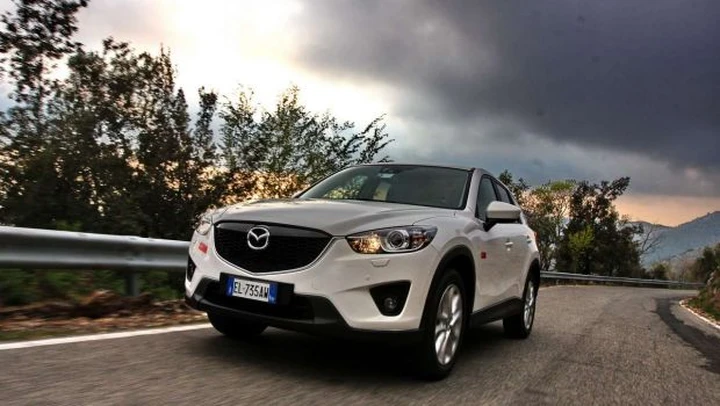 Mazda CX-5: il test al banco dei motori SkyActiv diesel e benzina