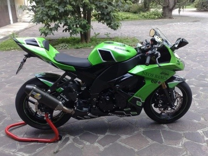 Foto del giorno: Kawasaki Superbike Replica
