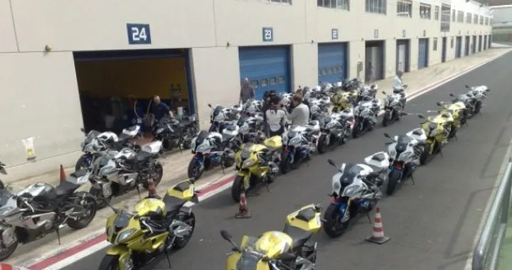 Motoblog @ BMW Motorrad Sport Academy a Vallelunga