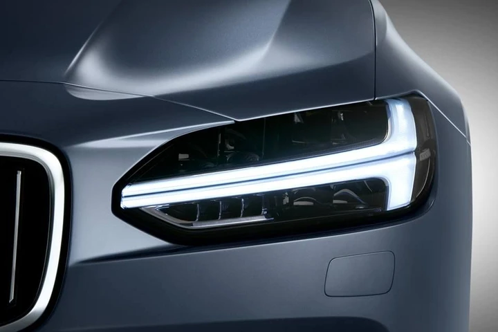 Volvo EX30: in arrivo un nuovo SUV elettrico entry-level