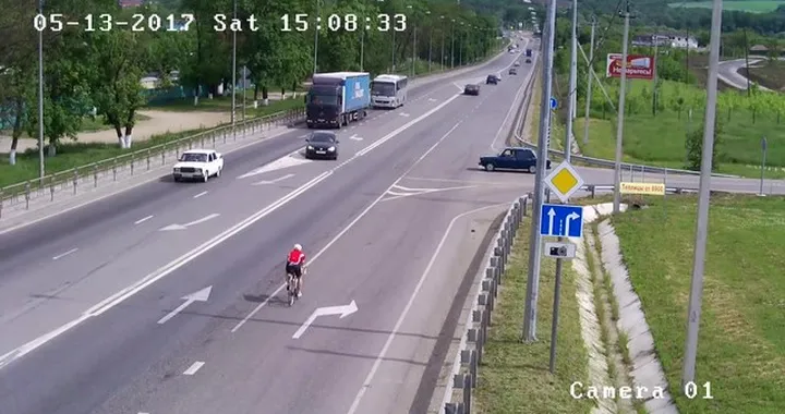 Russia: ciclista investito