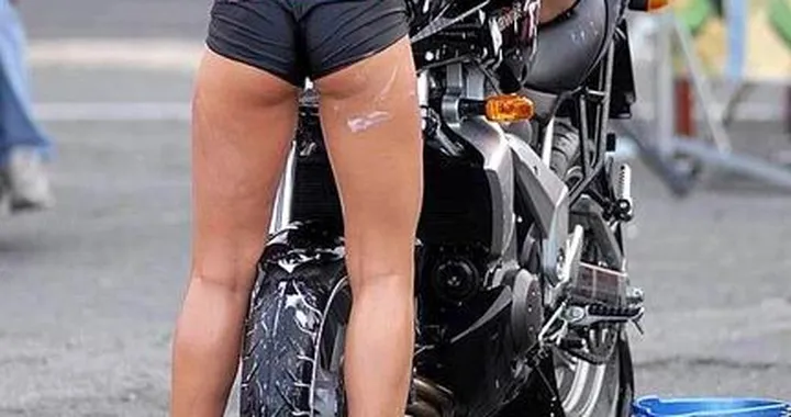 Foto del giorno: indovina che moto è questa?