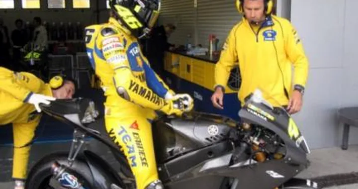 MotoGP: test di Jerez, Rossi subito al comando