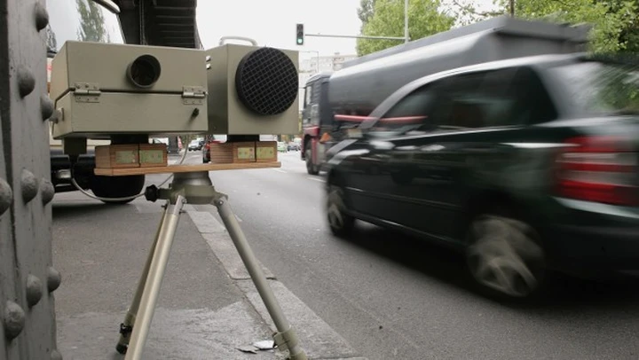 Multe: autovelox nullo se il limite non è segnalato dopo l'incrocio