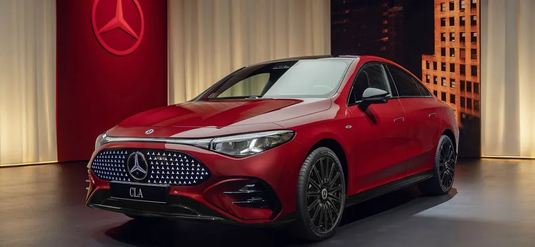 Mercedes-Benz CLA elettrica: ricarica a 800V e problemi di compatibilità