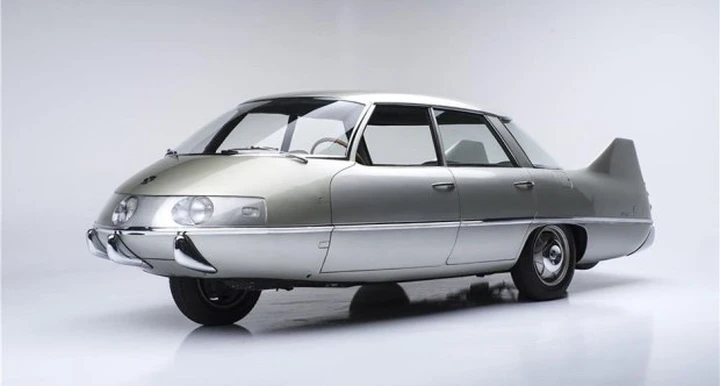 Oltre 500.000 euro per l'unica Pininfarina X