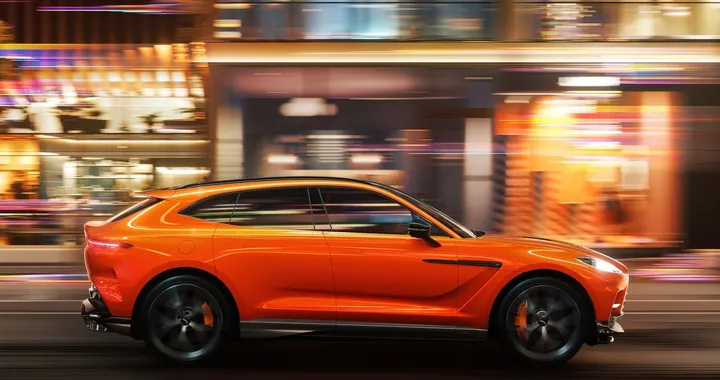 Aston Martin DBX707: aggiornamento per il SUV di lusso da 707 CV