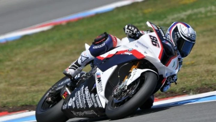 WSBK: doppio sesto posto in rimonta per Ayrton Badovini, 