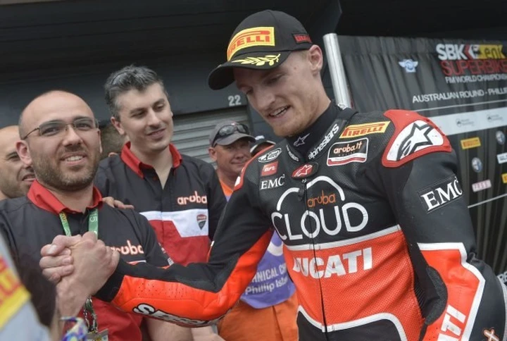 SBK Australia 2015, Davies 2 volte a podio: 
