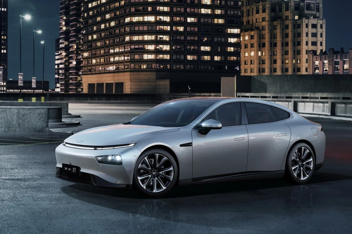 XPeng ha copiato Tesla, l'accusa di Elon Musk