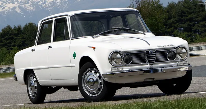 Alfa Romeo Giulia: tutte le foto del passato