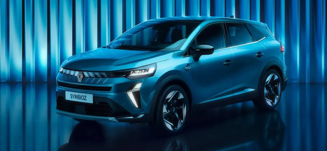 Renault Symbioz: svelato il C-Suv full-hybrid con la famiglia nel DNA