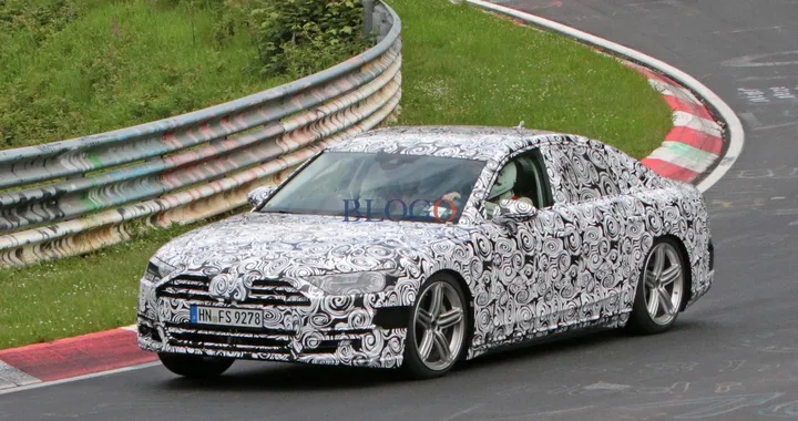 Foto spia nuova Audi A8
