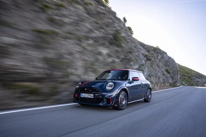 MINI John Cooper Works: ispirata al motorsport