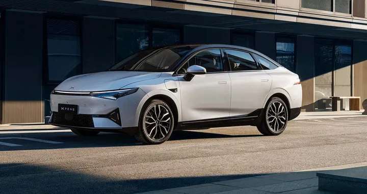 XPeng P5: berlina elettrica cinese con 600 km di autonomia