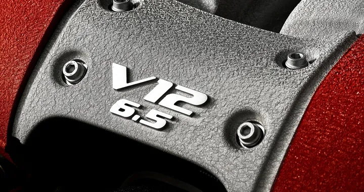 Nuova Ferrari 812 Superfast: è lei nel video spia a Fiorano?
