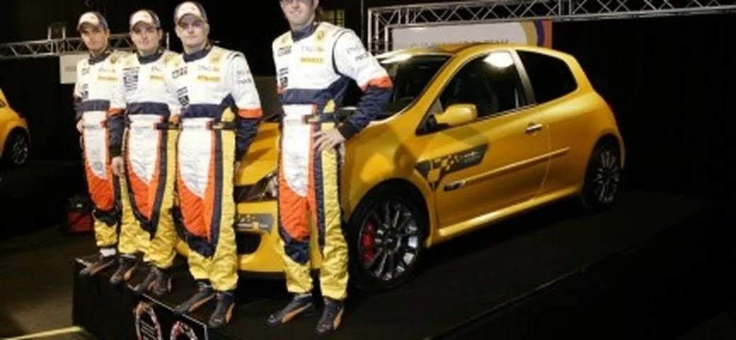 Clio Renault F1 Team R27