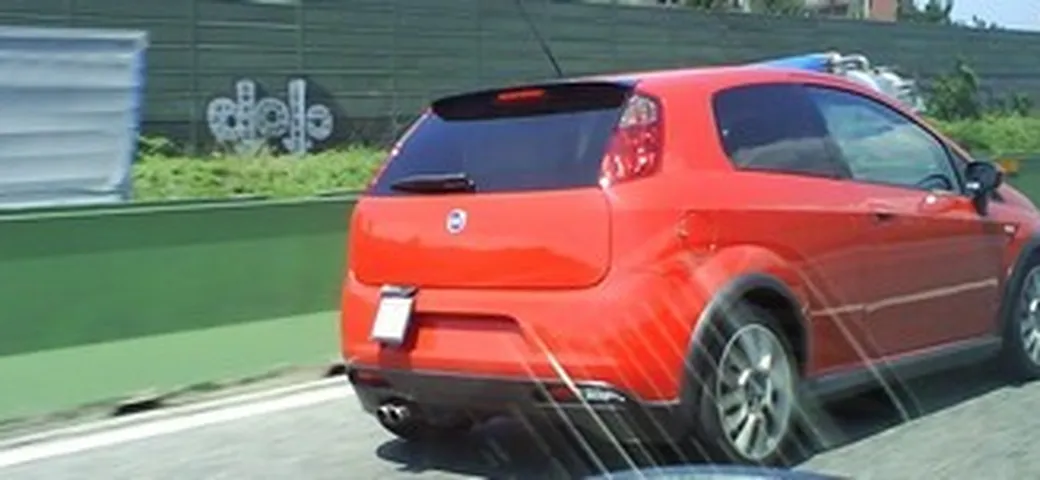 Foto spia: Fiat Grande Punto Abarth