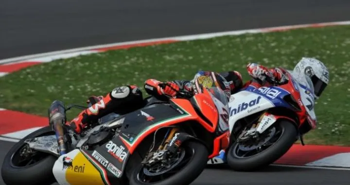 Superbike: Gallery weekend di gare di Imola