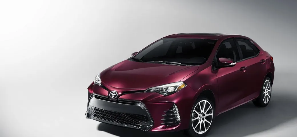 Toyota Corolla 2017: foto e caratteristiche