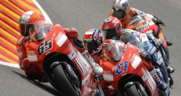 Stoner pronto a regalare un'altra vittoria alla Ducati