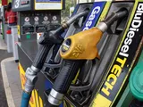 Fine della tregua, benzina e gasolio tornano a salire: le tariffe
