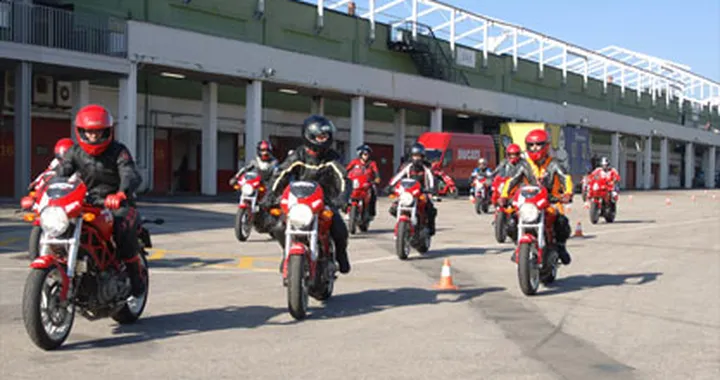 Ducati Riding Experience, esperienza diretta