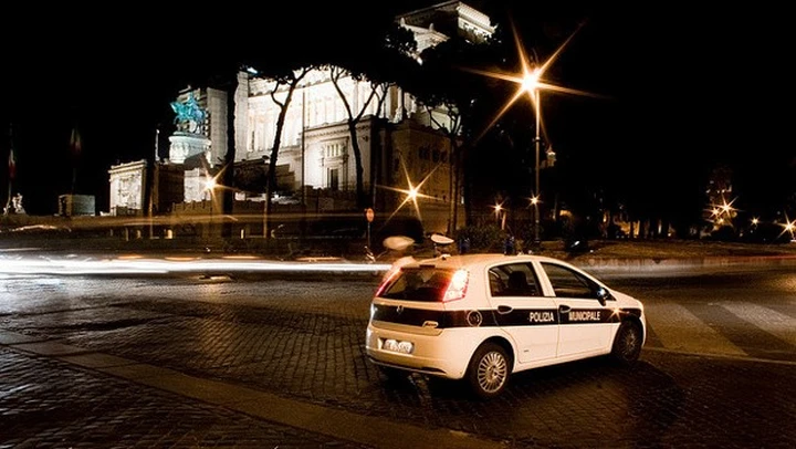 Roma: i vigili ora guidano una Peugeot