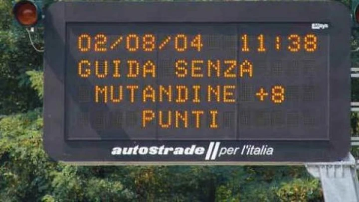 La segnaletica stradale elettronica sotto la minaccia virus e hacker