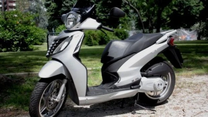 Test Malaguti Centro 125 i.e.: l'altra via dell'Italian Style scooteristico