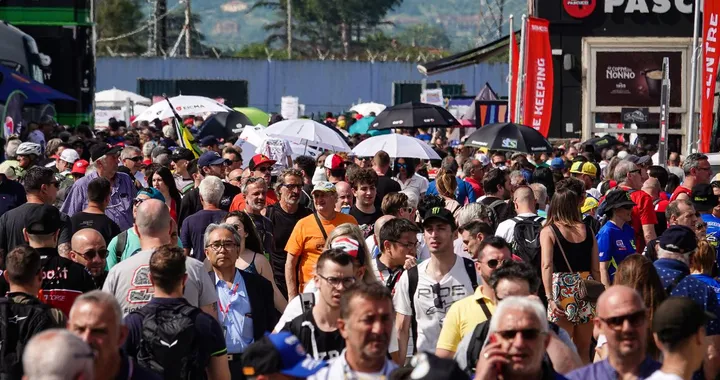 Pirelli WSBK: pubblico record all’Emilia-Romagna Round 2023 [FOTO]