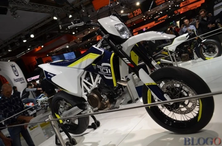 Husqvarna 701 Supermoto 2015