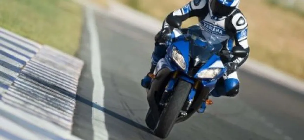 Yamaha R6 2010: tutti mi vogliono, tutti mi cercano