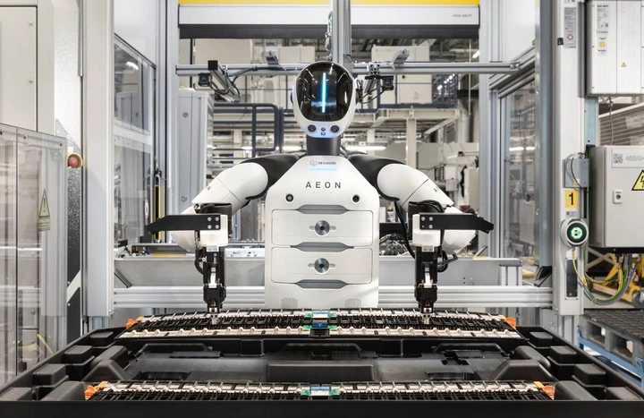 BMW porta il robot umanoide nella catena di montaggio