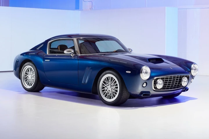 Restomod: Ferrari 250 GT 'Short Wheelbase' by RML