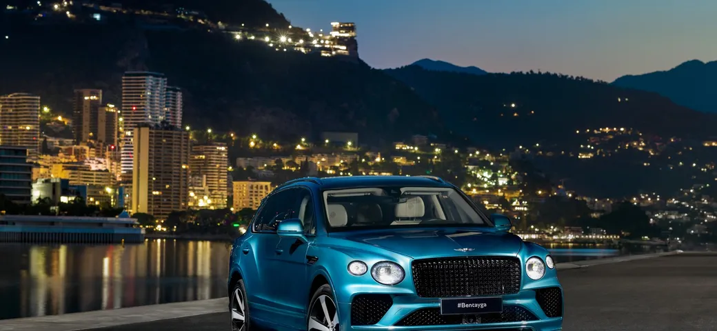 Bentley Bentayga EWB Riviera Collection al Salone dell'Auto di Bruxelles