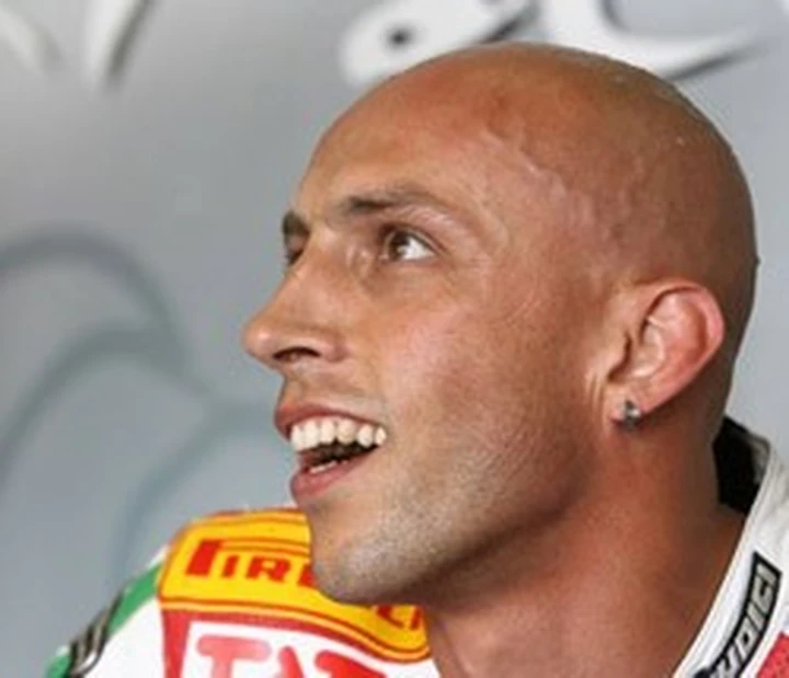 SBK: Nannelli e Rolfo in pista a Jerez
