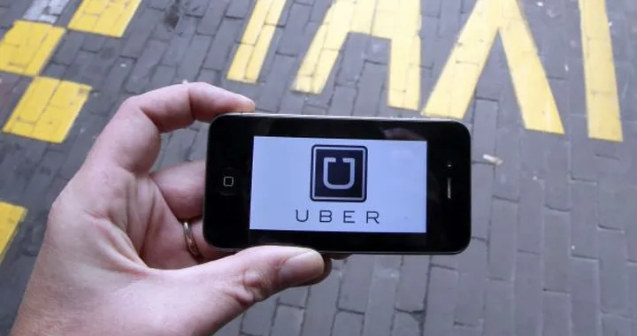 Uber torna a Madrid, però solo con la licenza