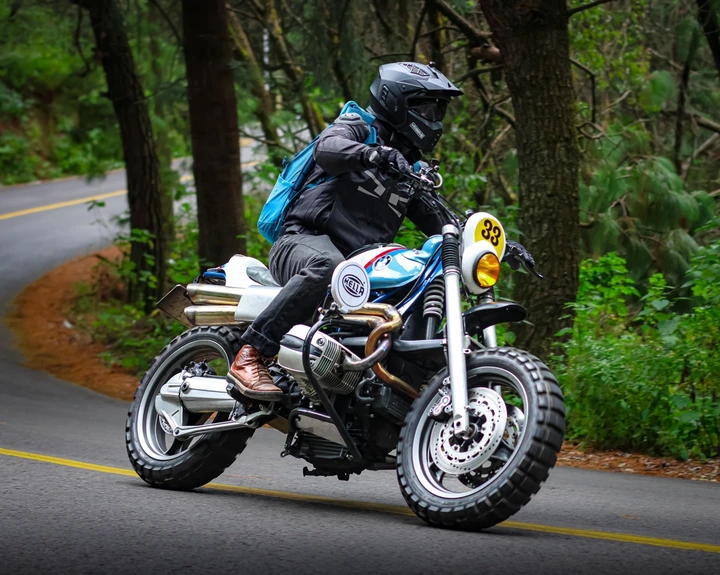 BMW R1100RT: da Tourer a Scrambler in 30 giorni con Vitabrevis