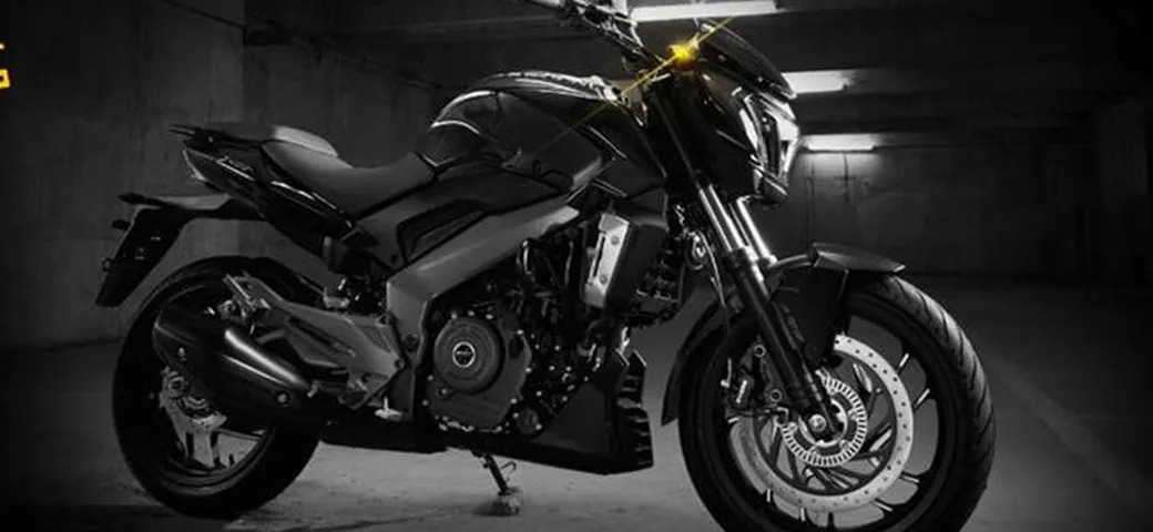 Bajaj Dominar 400 2017 [Foto e Video]