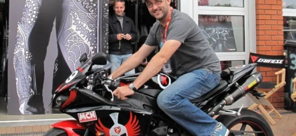 Tourist Trophy 2010: ecco la WarrioR1 di Jorge Lorenzo