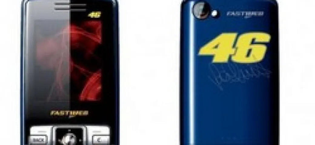 Idee per Natale: cellulare Fastweb firmato Valentino Rossi