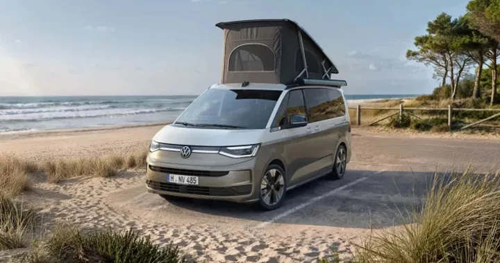 Nuovi Volkswagen Multivan e California: debutta il restyling con cockpit digitale