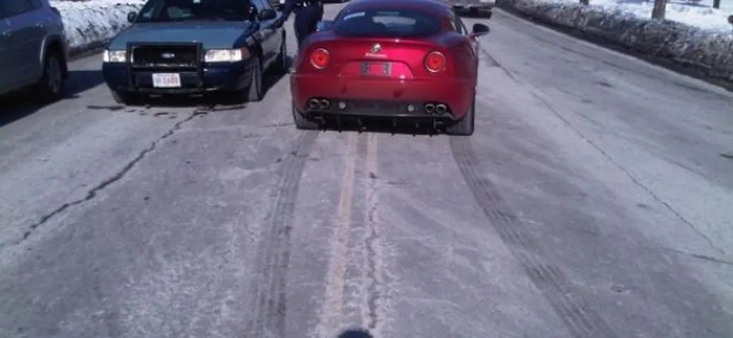 Alfa Romeo 8C Competizione: strano guasto per un esemplare a Boston