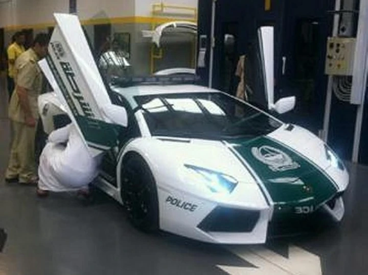 Lamborghini Aventador: un esemplare per la polizia di Dubai