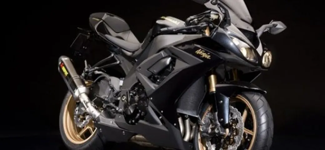 Kawasaki presenta 6 edizioni speciali per ZX-10R, ZX-6R, Z750, Z1000, ZZR1400 e 1400GTR