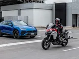 Ducati mostra le potenzialità dei suoi sistemi di comunicazione veicolo a veicolo [VIDEO]